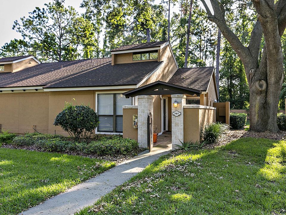 1st image of 797 SANDPIPER Lane #797