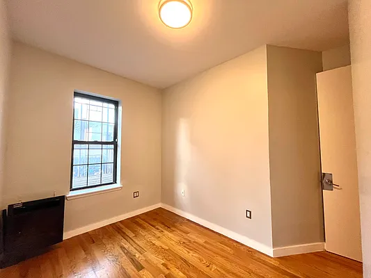 Rented by Voro New York | media 6