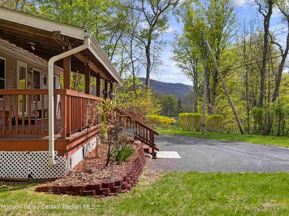296 Diamond Notch Road, Lanesville, NY 12450