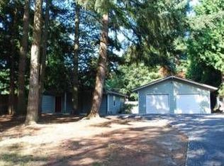 19717 40th Ct NE, Lake Forest Park, WA 98155