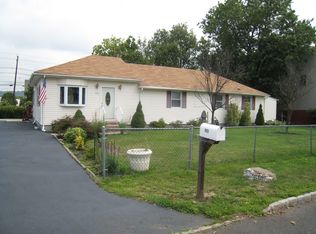 623 Desota Dr, Bridgewater, NJ 08807