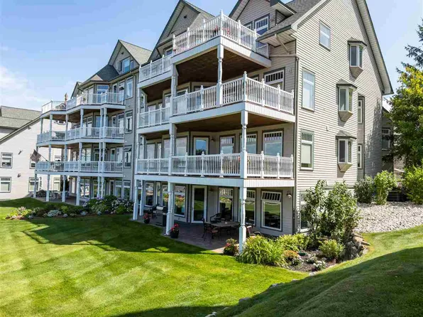 810 Harbor Watch Dr #12, Petoskey, MI 49770