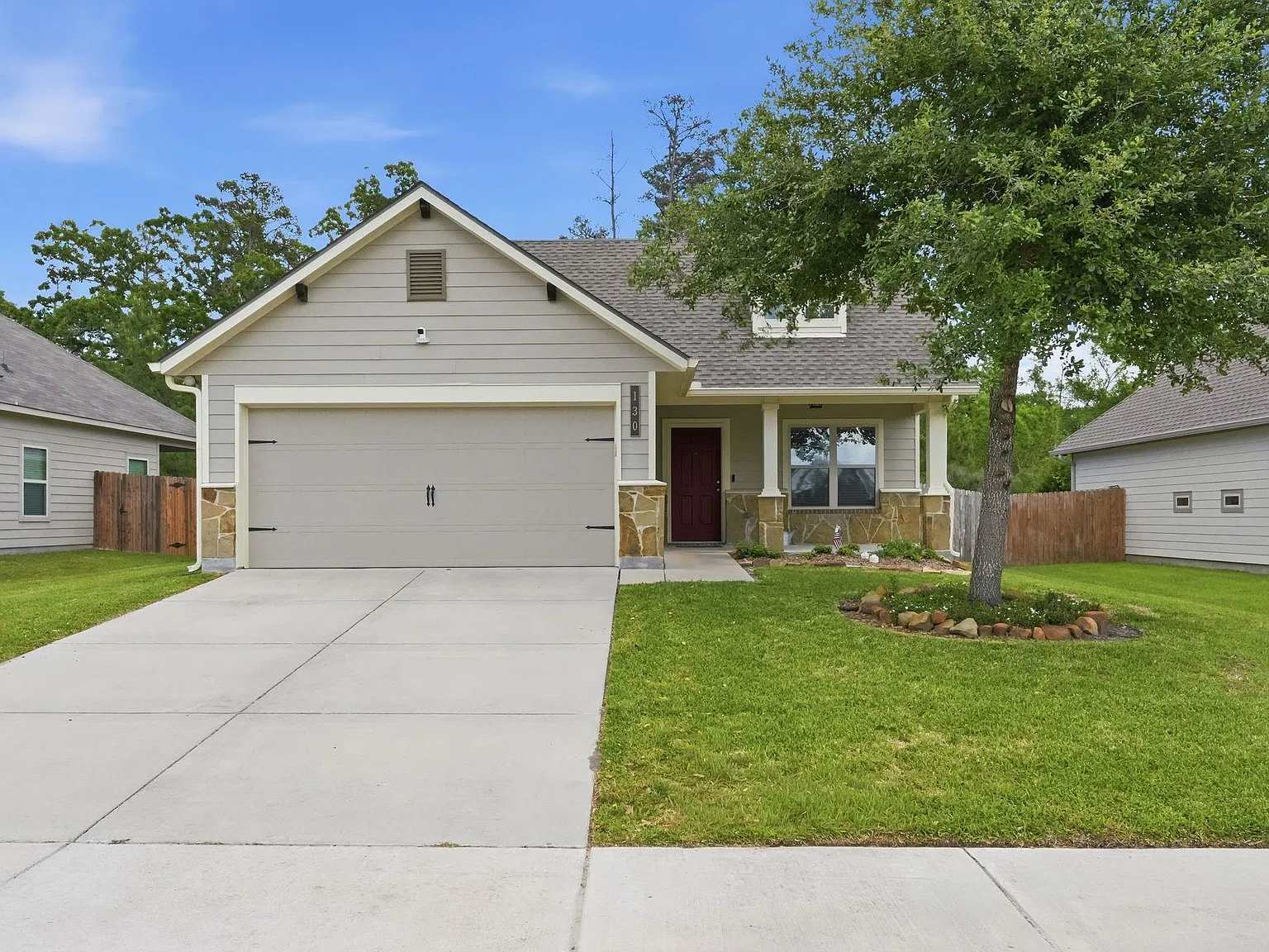 3 bed, 2.0 bath, 1694 sqft, $1,800 — Photo 2