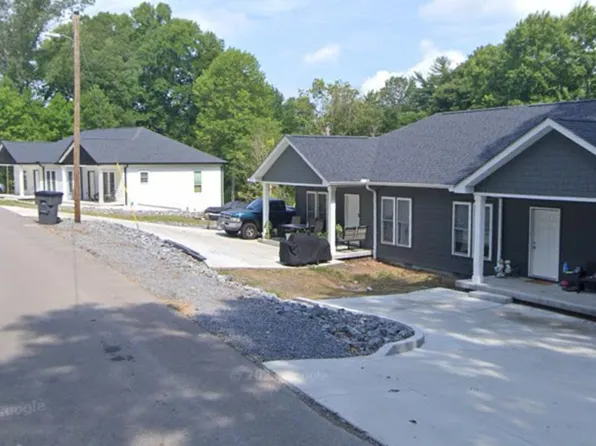2223 Fincher Dr #A-b, Westmoreland, TN 37186