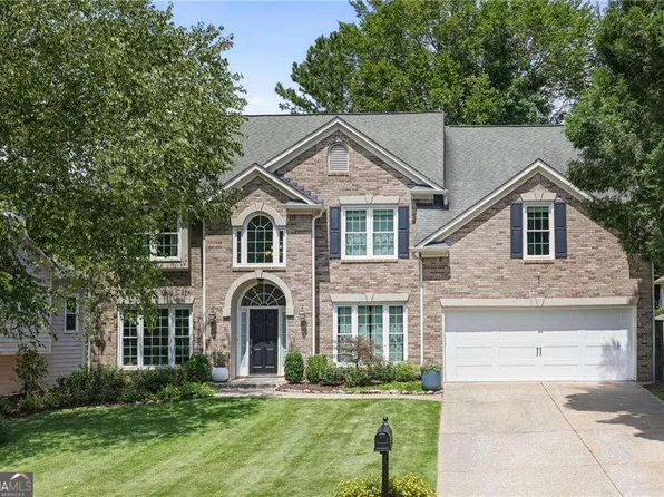 1034 Queensgate Dr SE, Smyrna, GA 30082