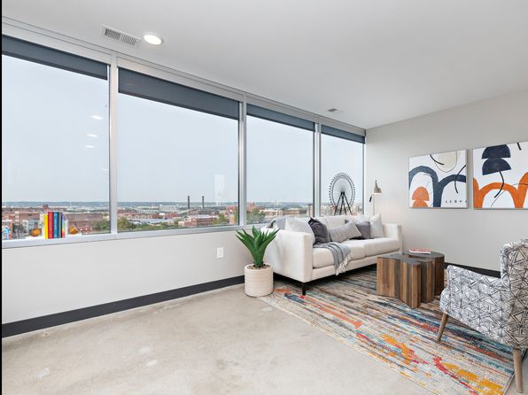 720 Main St APT 812