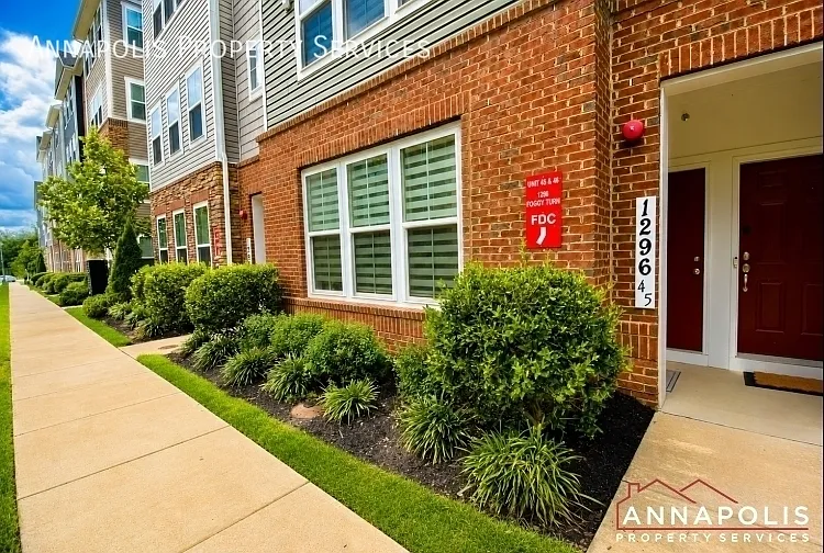 1296 foggy turn unit 45 — Photo 2