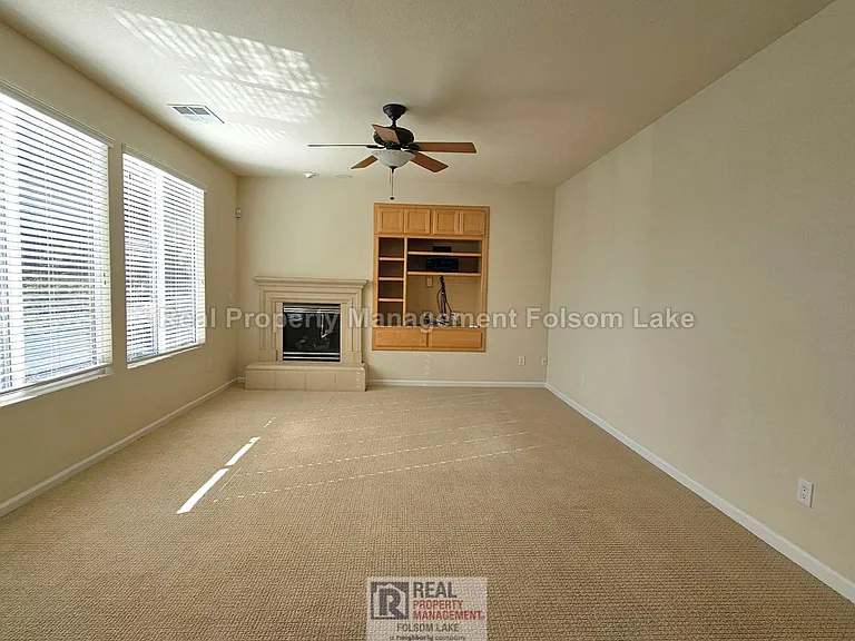 4446 Menaggio Way — Photo 12