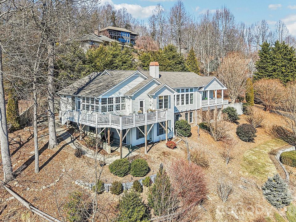 1st image of 209 Rowland Dr
