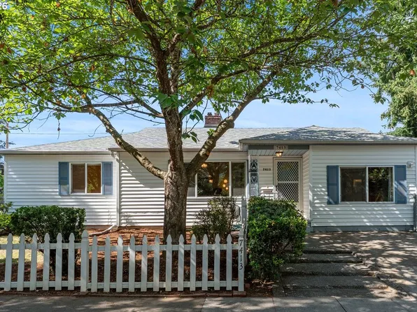 7413 SE Pine St, Portland, OR 97215
