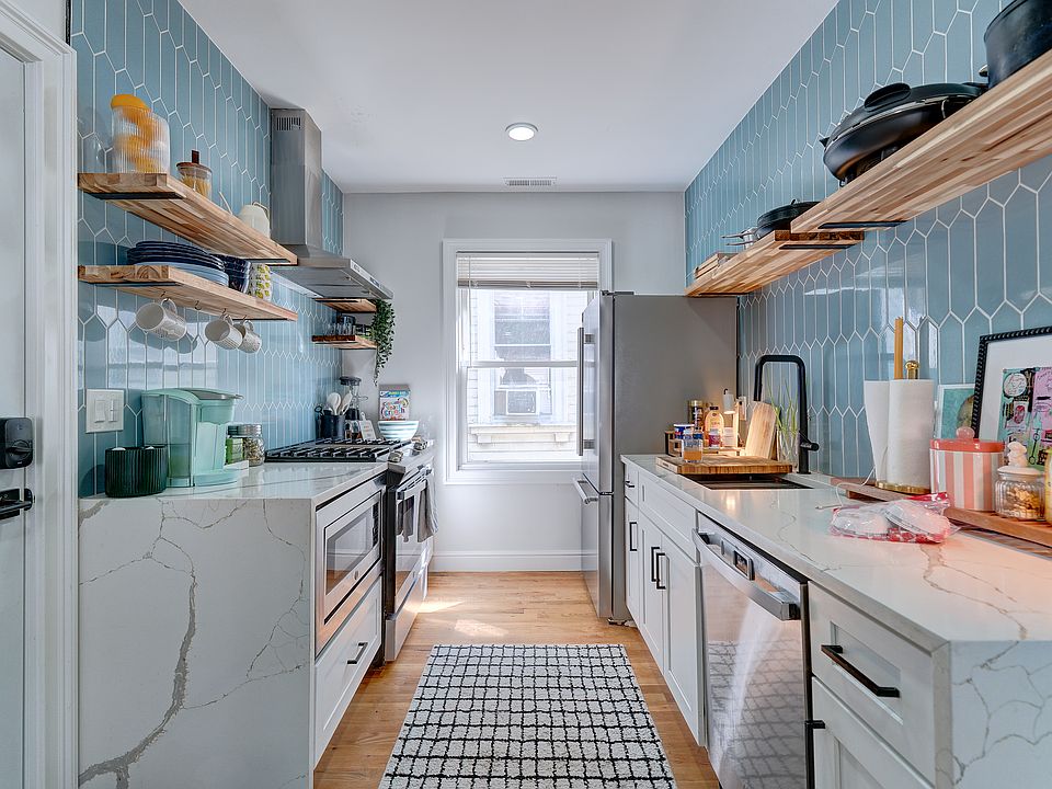 1st image of 84 Howard Ave #2R