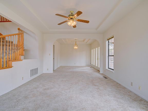 4th image of 2038 Rivers Edge Dr NE