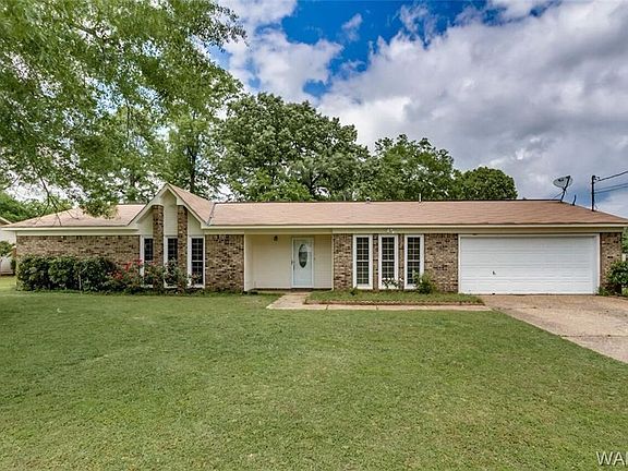 2nd image of 1370 Misty Ln