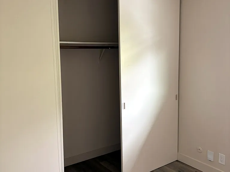 318 Chestnut St #5 — Photo 31