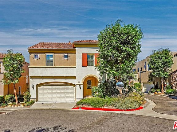 3rd image of 5649 Como Cir