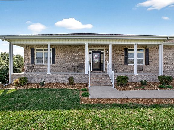 2nd image of 450 Low Gap Rd