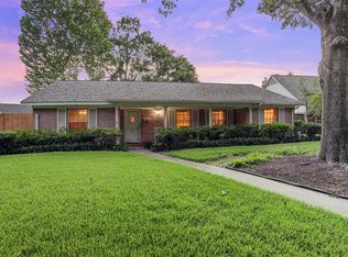 5011 Treebark Ln, Houston, TX 77018