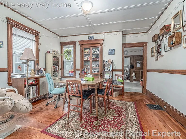 83 Bristol Rd — Photo 8