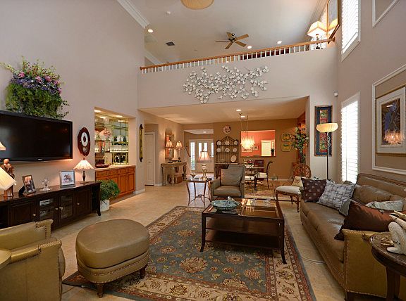 5th image of 2944 Lone Pine Ln