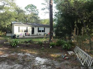 114 Sand Lake Dr, Pomona Park, FL 32181