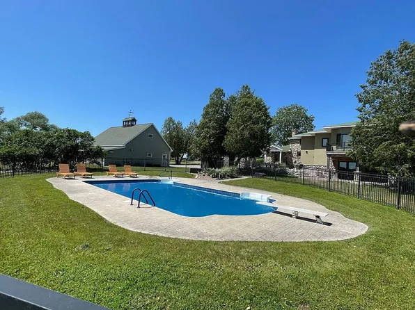 6801 Secor Rd, Traverse City, MI 49685