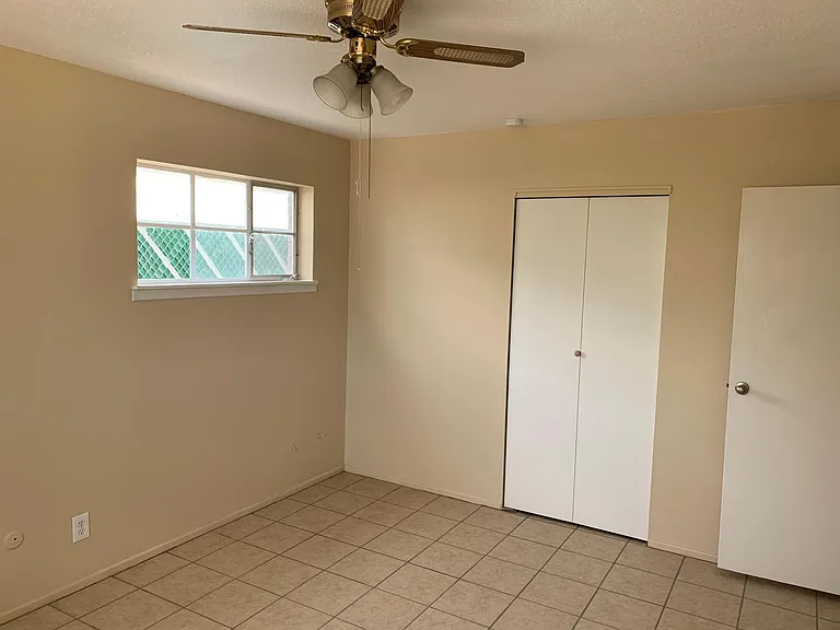 10133 Cork Dr — Photo 15