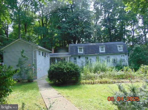 108 Race Aly, Millheim, PA 16854