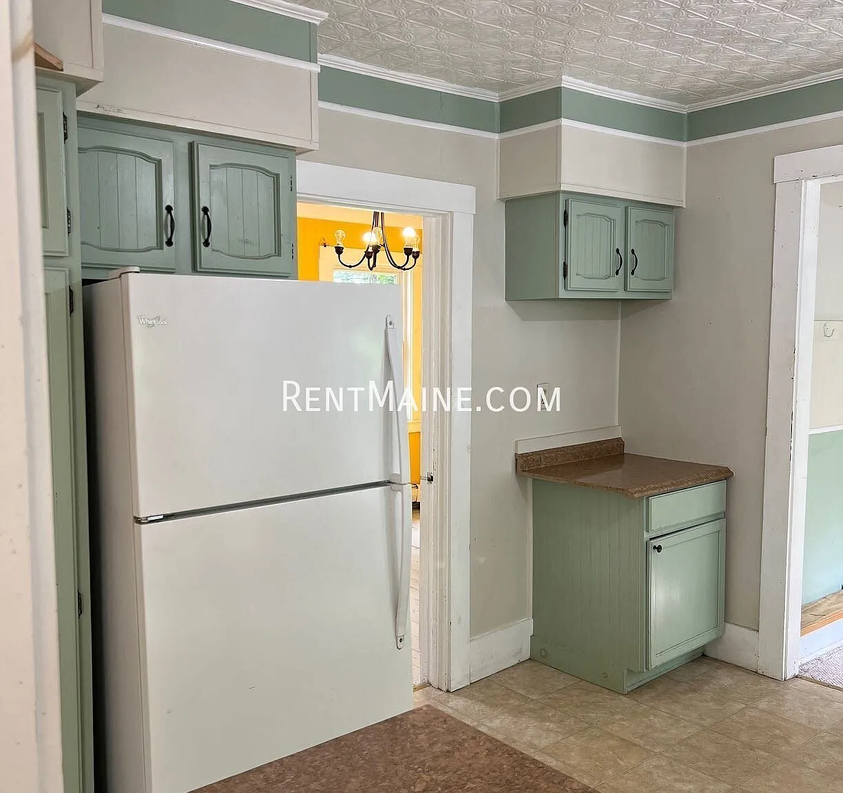 3 bed, $1,550 — Photo 2