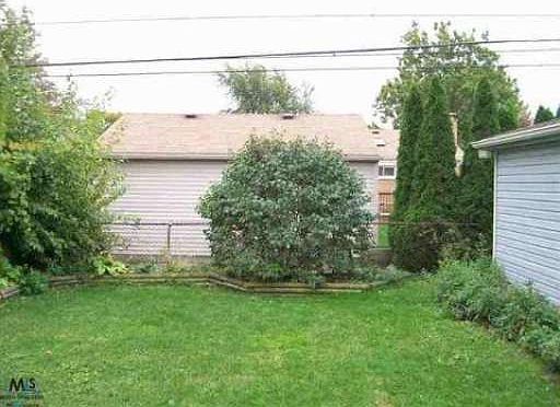 5th image of 15282 Elderwood St