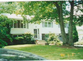 40 Flynn Rd, Stoughton, MA 02072