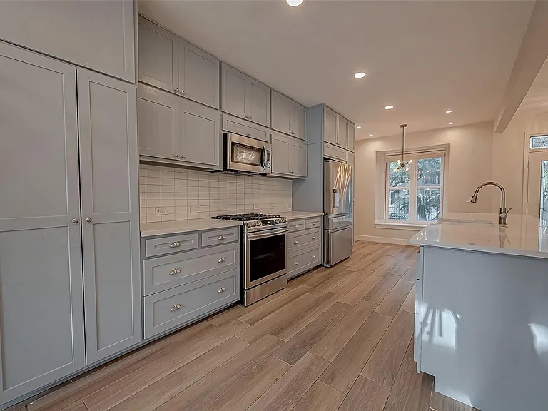 7497 Brompton St #7497 — Photo 17
