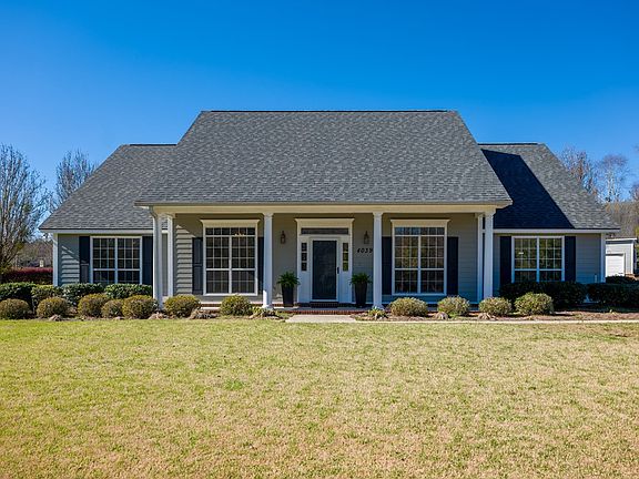 2nd image of 4039 Liska Cir