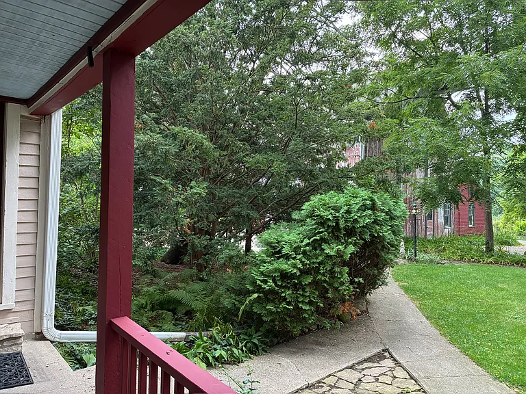 Lake St — Photo 3