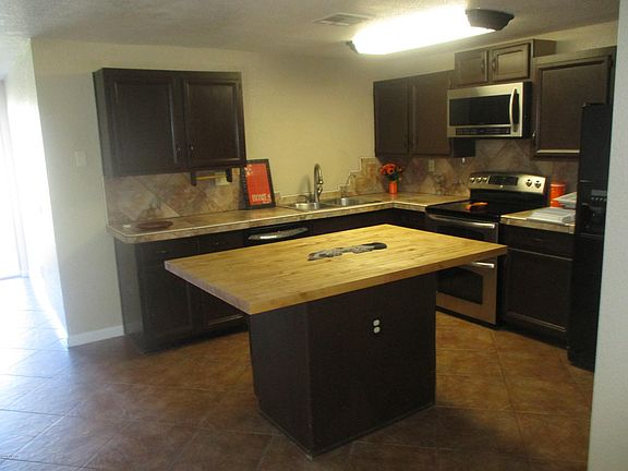 2nd image of 4510 W Lynn Cir