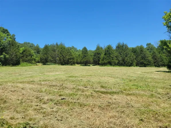 5865 Butcher Branch Rd, Hillsboro, MO 63050