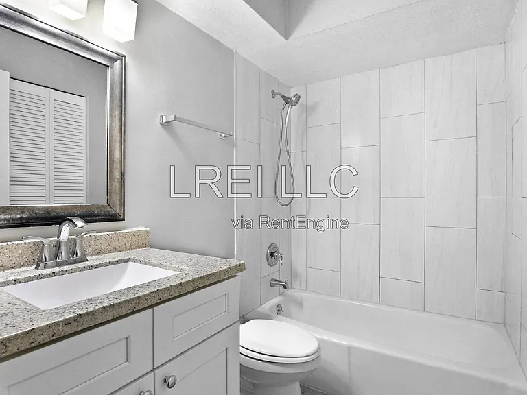 3325 Breckenridge Ln #3 — Photo 7