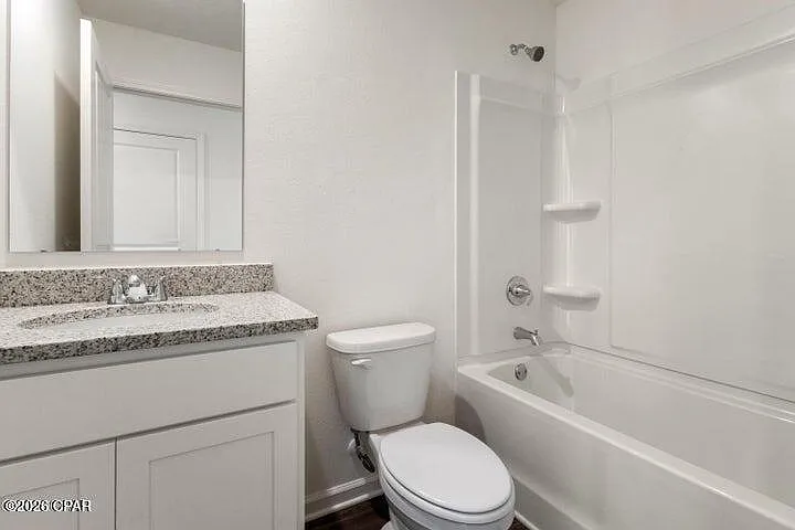 3 bed, 1100 sqft, $1,500 — Photo 4