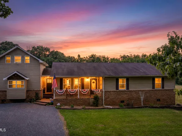 435 Easley Dr, Kingsport, TN 37664