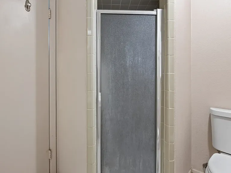 143 Forrest Trl — Photo 21