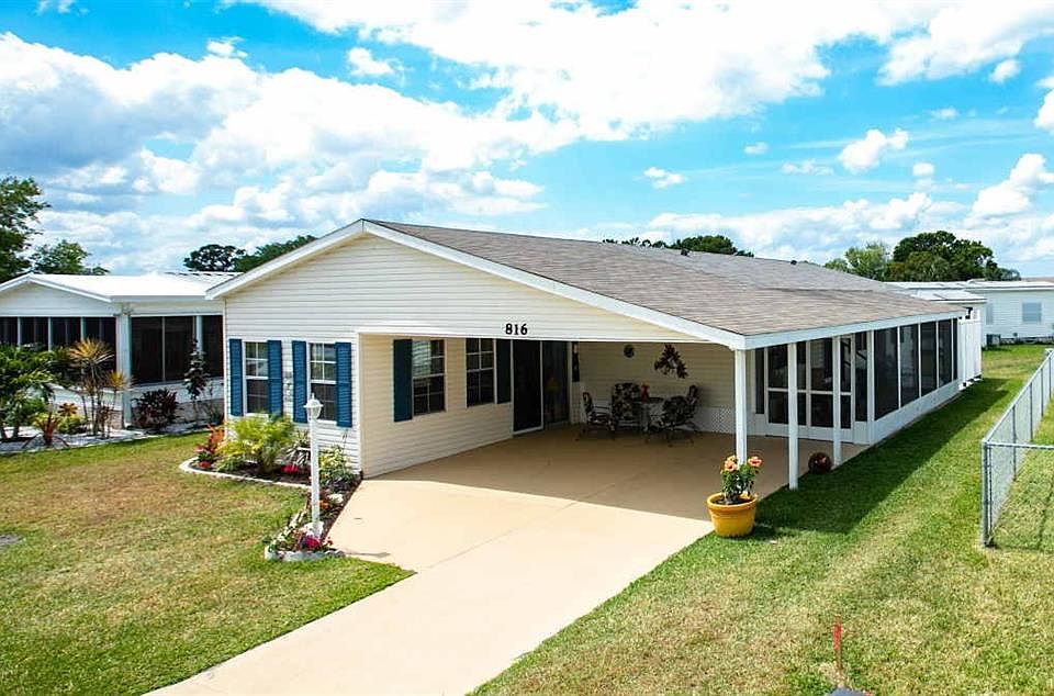 1st image of 816 Oriole Cir