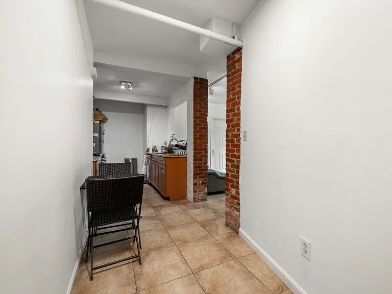 2 Colliston Rd #2B — Photo 6