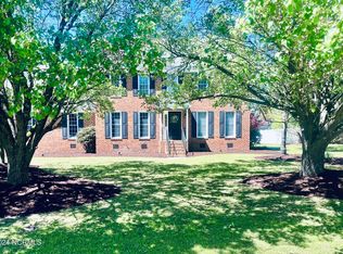 237 Buckingham Dr, Winterville, NC 28590