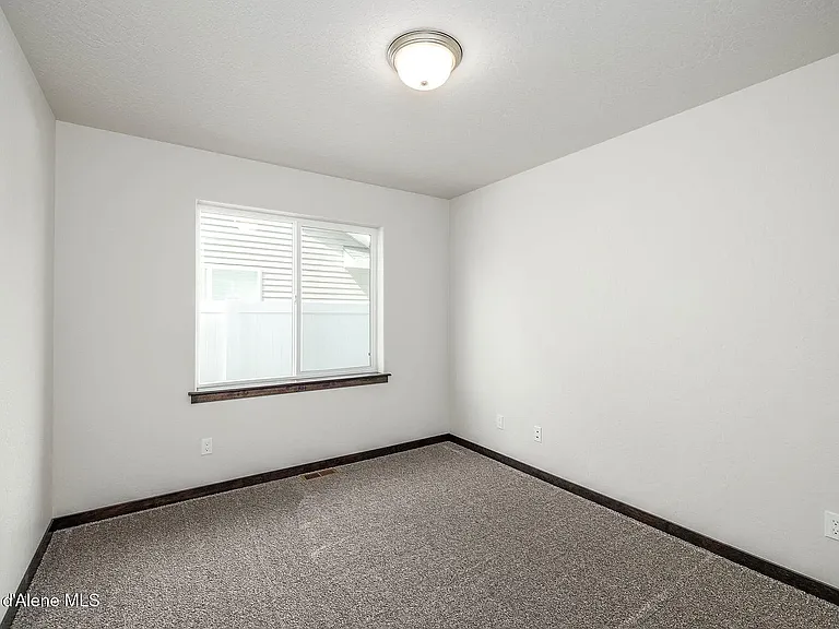 6407 W Bowmore Ln — Photo 13