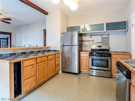 5th image of 10105 Baltic Rd