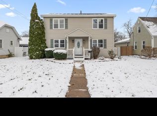 306 Hoffman St, Crown Point, IN 46307