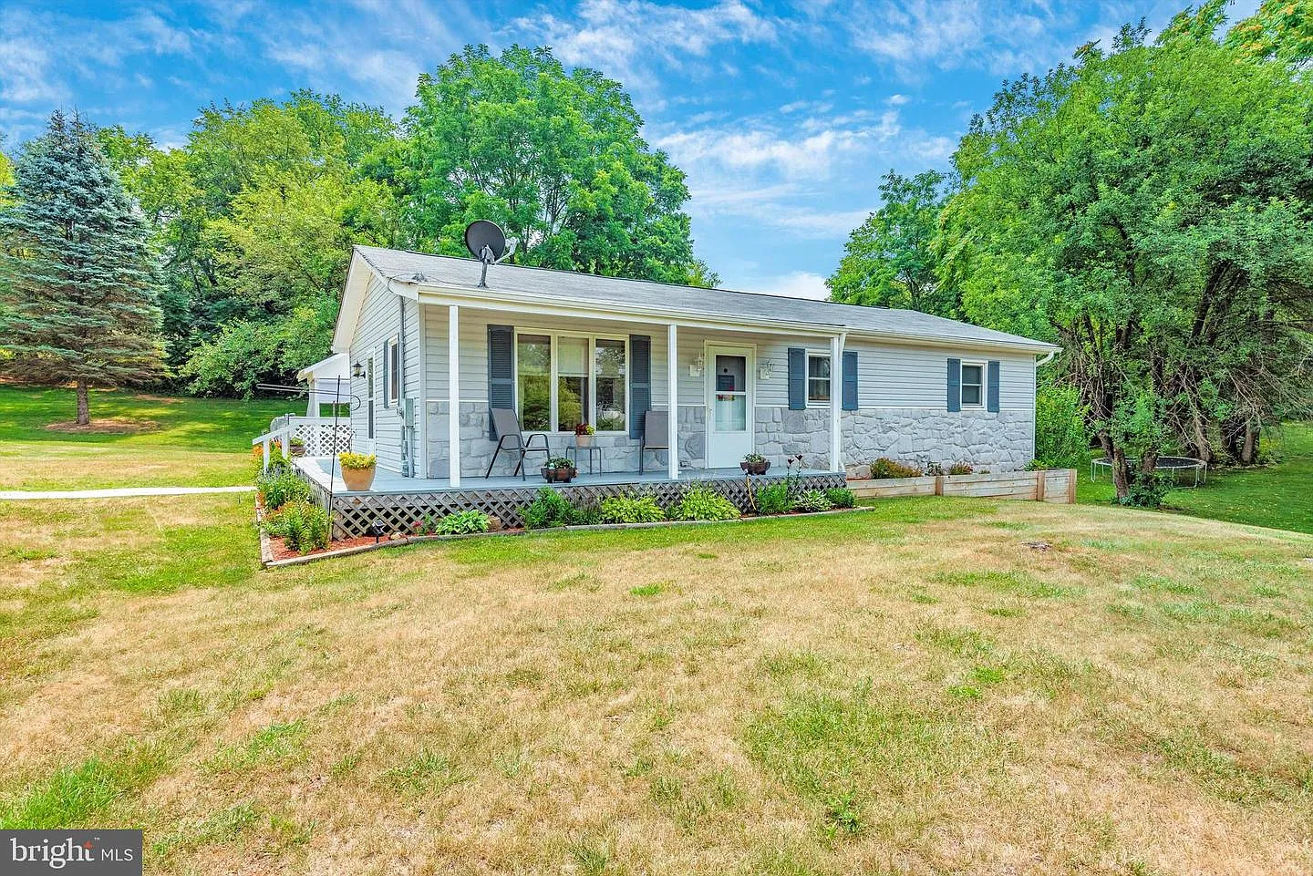 2030 Londontowne Dr photo 1