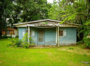 34 E Darsey Ave, Lakeland, GA 31635