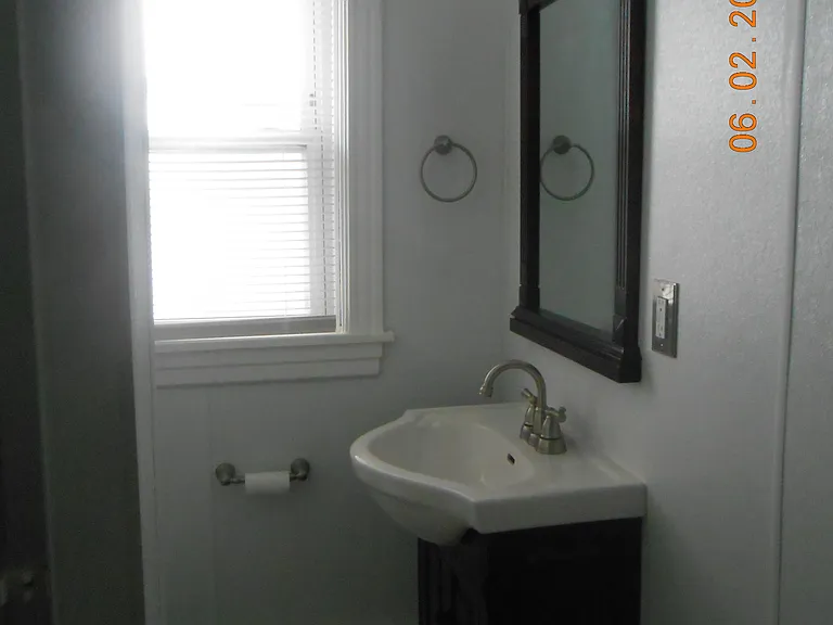610 Bridge St — Photo 10