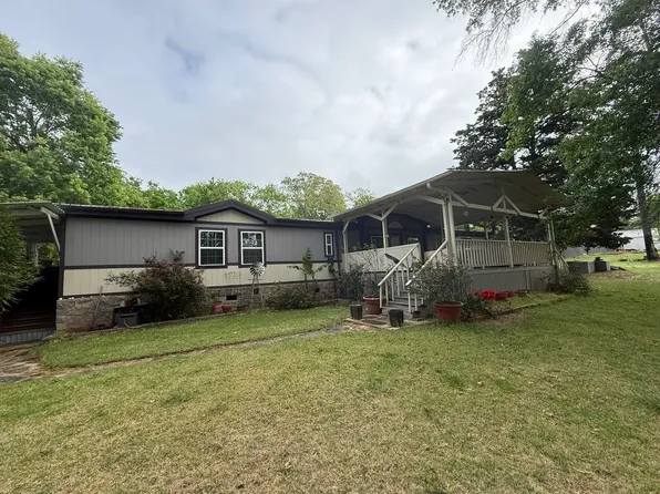 3722 Holly Rd, Gilmer, TX 75644