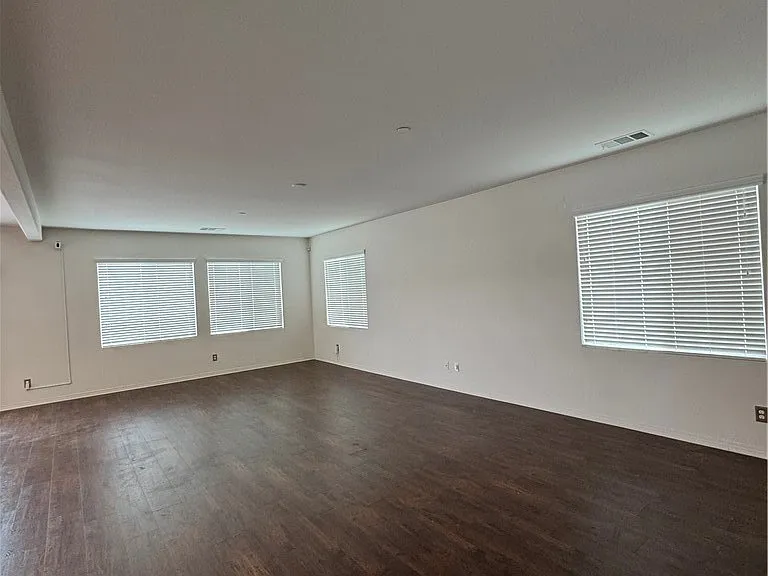 11016 Clear Lake Ln — Photo 9